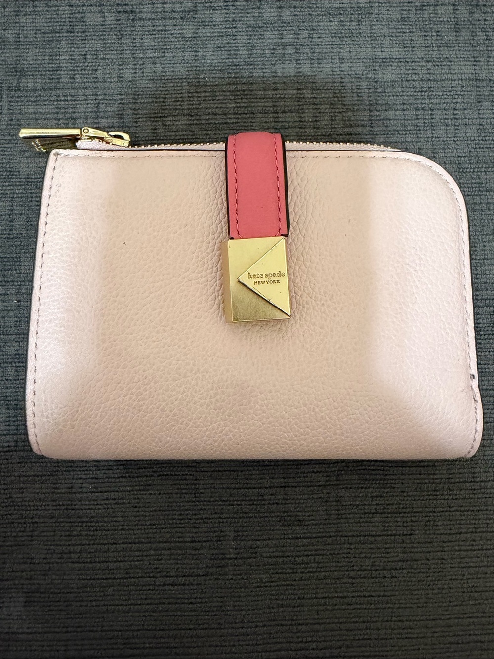 Pre-loved Kate Spade Deco Colorblocked Small Compact Wallet